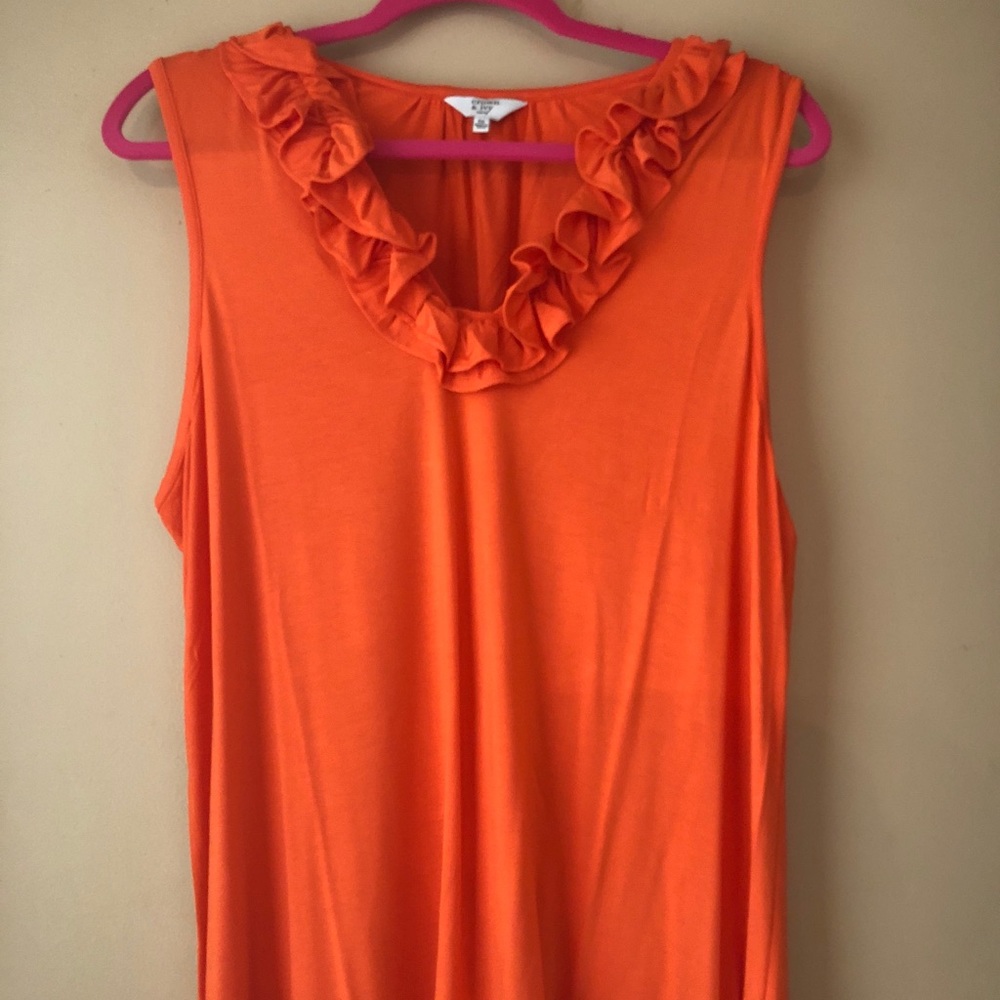 Crown & Ivy orange ruffle tank